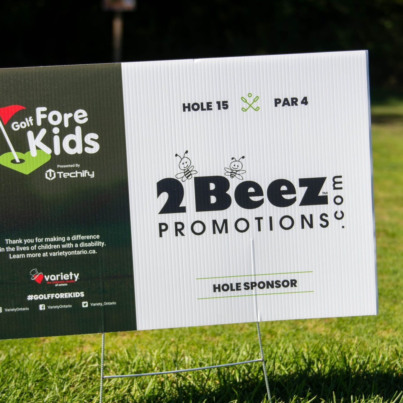 2beez Hole Sign